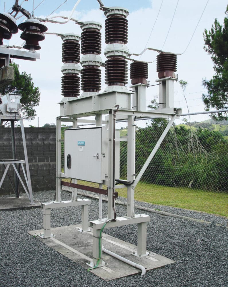 mắt cắt chân không 40.5kv 3af01 ngoài trời Máy cắt chân không ngoài trời 40.5kv Siemens 3AF01