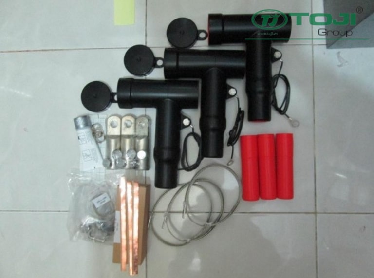 đầu cáp tplug